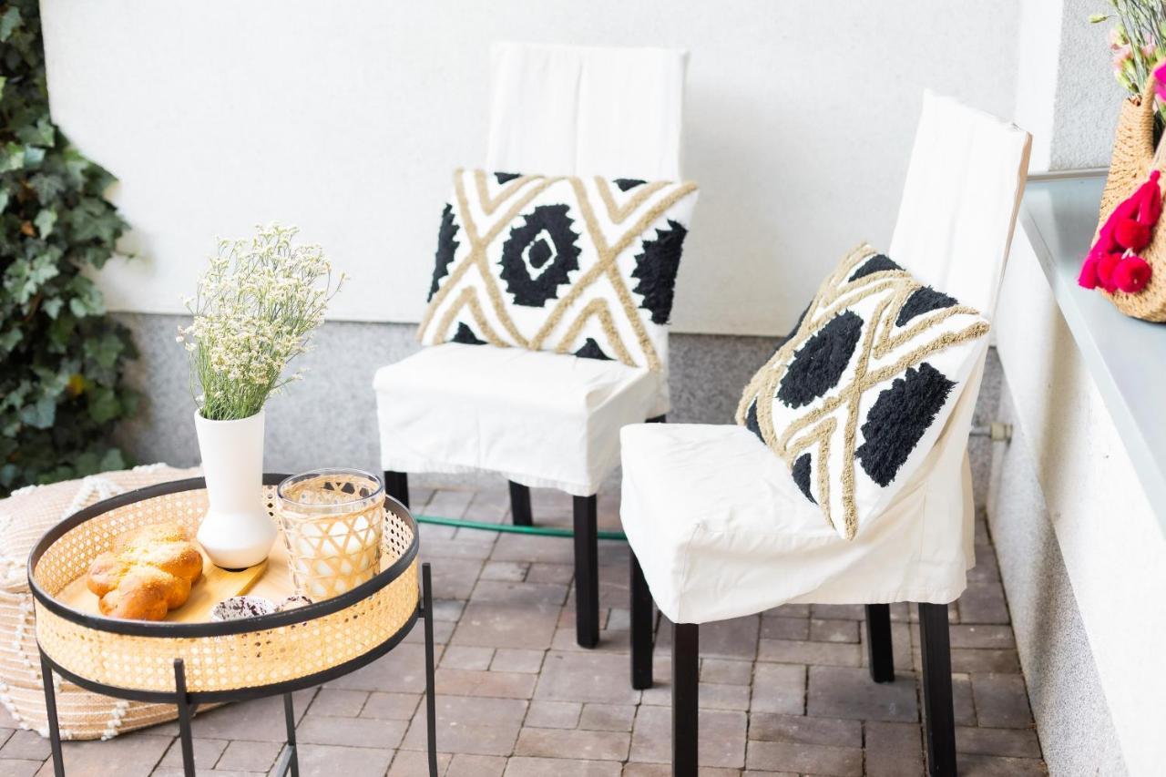 Superapart Kocjana Warsaw Ngoại thất bức ảnh